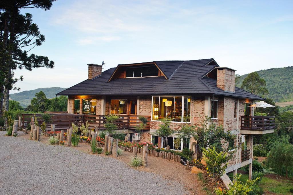 Bina'S Haus Pousada, Cafeteria E Atelier โนวา เปโตรโปลิส ภายนอก รูปภาพ