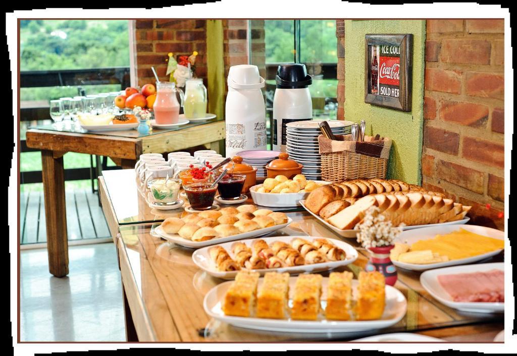 Bina'S Haus Pousada, Cafeteria E Atelier โนวา เปโตรโปลิส ภายนอก รูปภาพ
