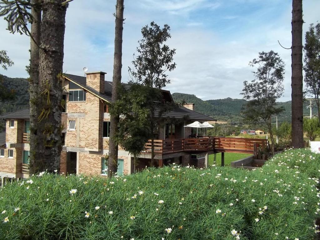 Bina'S Haus Pousada, Cafeteria E Atelier โนวา เปโตรโปลิส ภายนอก รูปภาพ