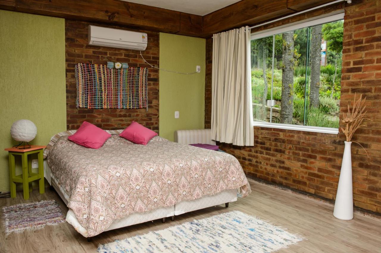 Bina'S Haus Pousada, Cafeteria E Atelier โนวา เปโตรโปลิส ภายนอก รูปภาพ
